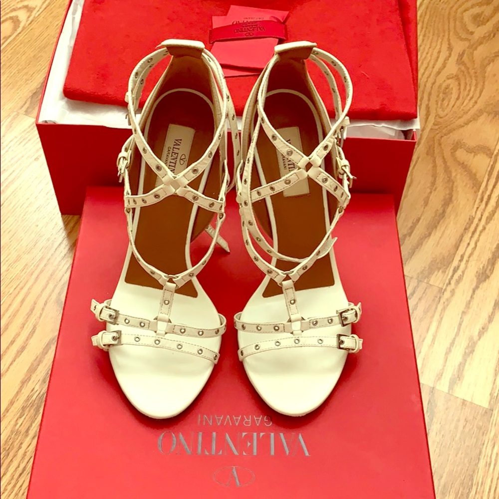 Valentino embellished patent-leather sandals
